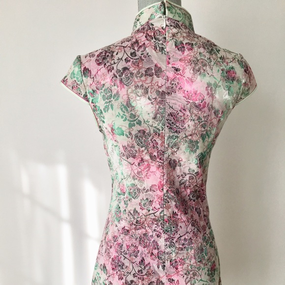 JOY LUCK embroidered mini cheongsam dress - Picture 4 of 7